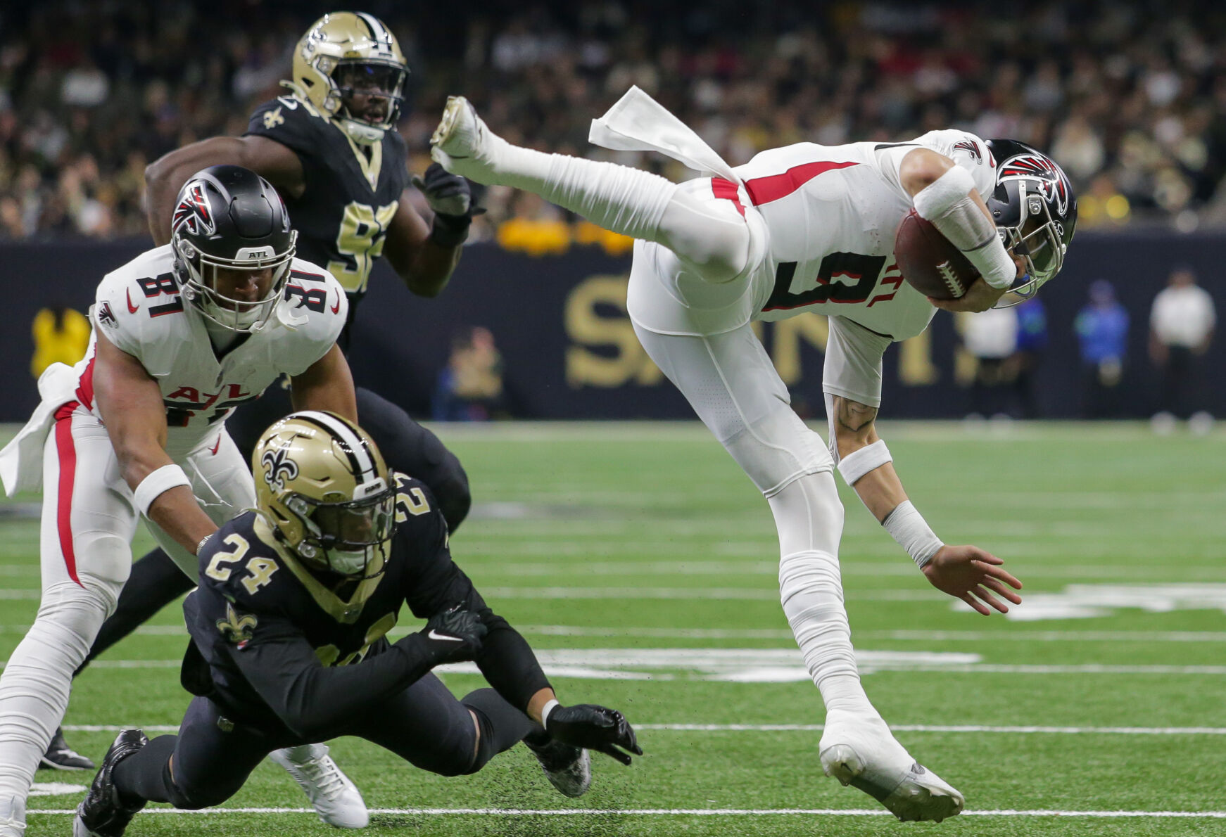 NO.saintsfalcons.010824.6729.jpg